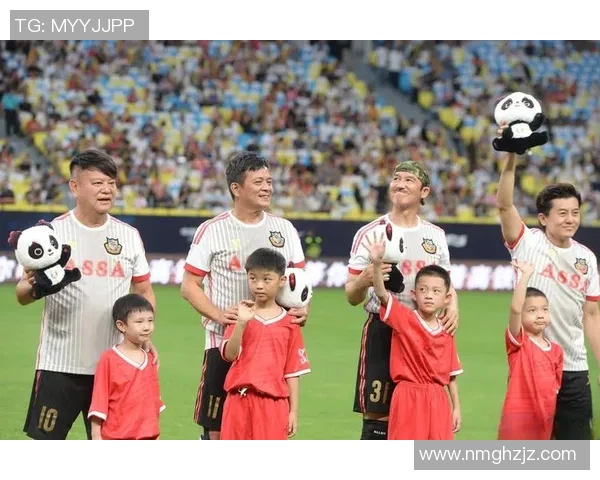 精选男款足球明星背心推荐让你在球场上尽显风采与魅力